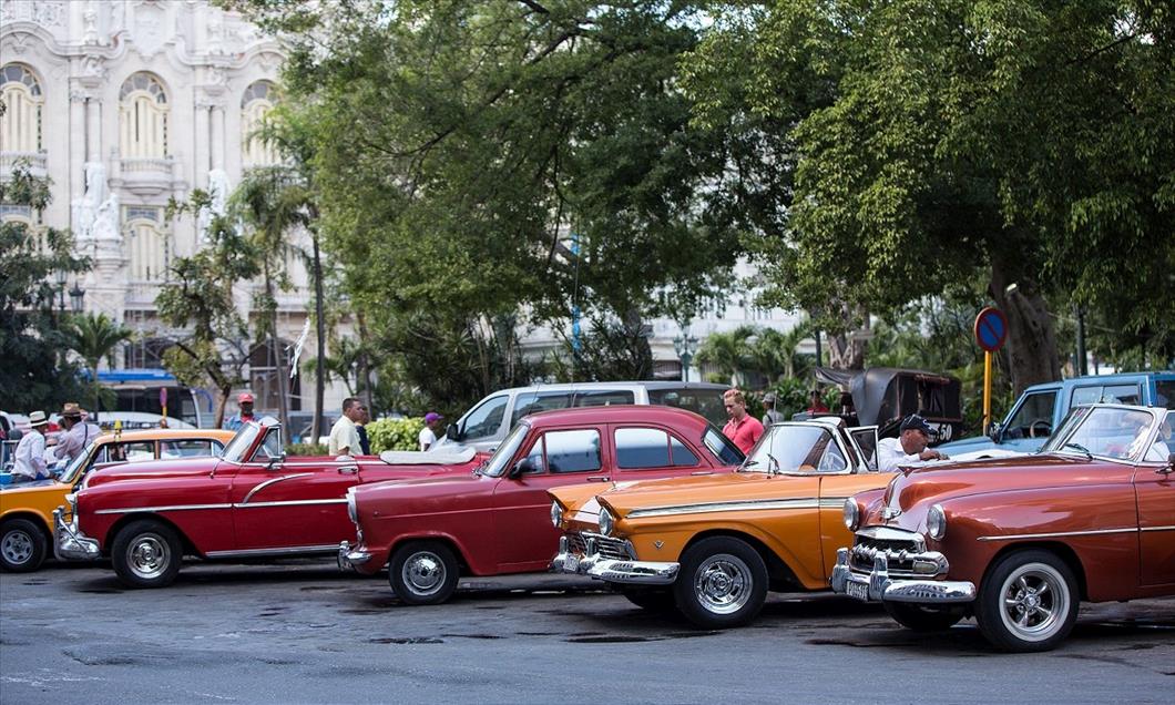 "Değişmeden görelim" diyenler Havana'ya geliyor