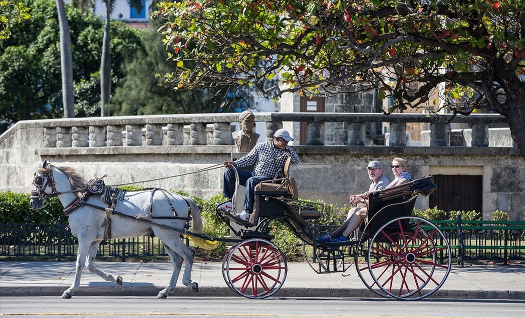 "Değişmeden görelim" diyenler Havana'ya geliyor