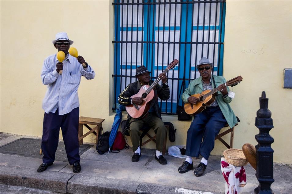 "Değişmeden görelim" diyenler Havana'ya geliyor