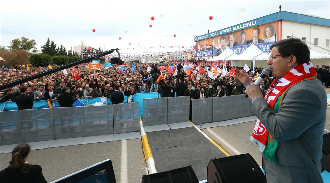 Başbakan Davutoğlu, Antalya'da