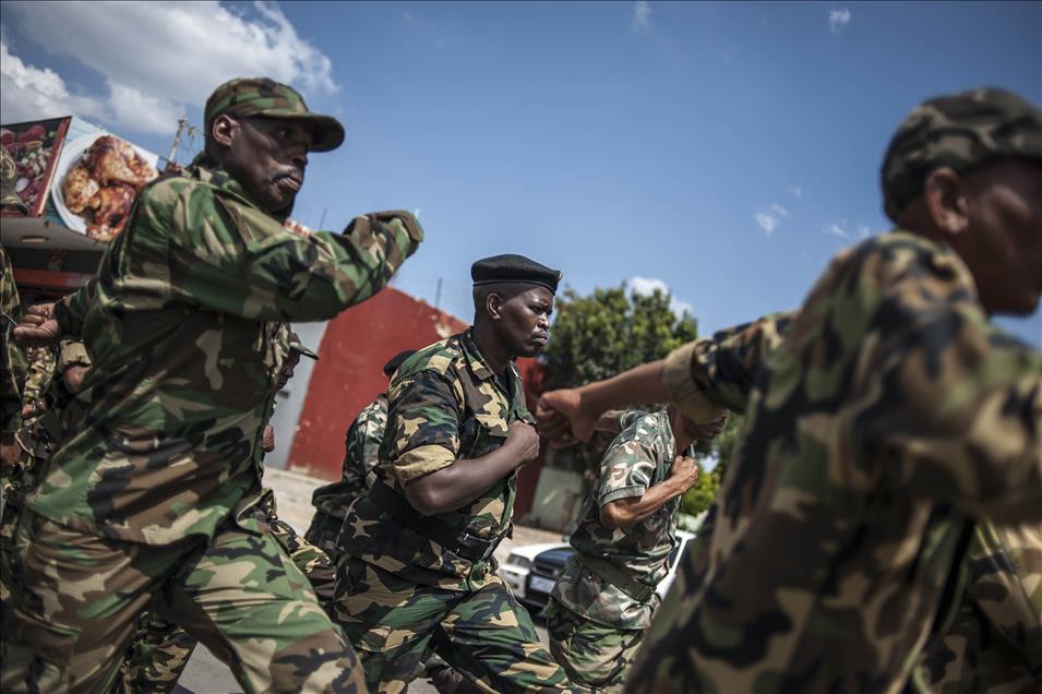 Leyla Halid'in Güney Afrika turu