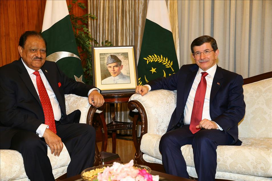 Başbakan Ahmet Davutoğlu Pakistan'da