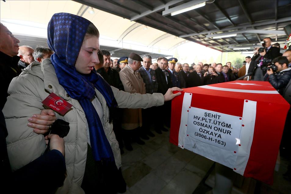 Şehitlerimizi uğurluyoruz