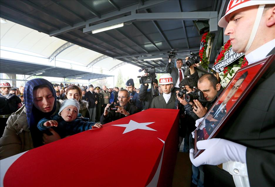 Şehitlerimizi uğurluyoruz