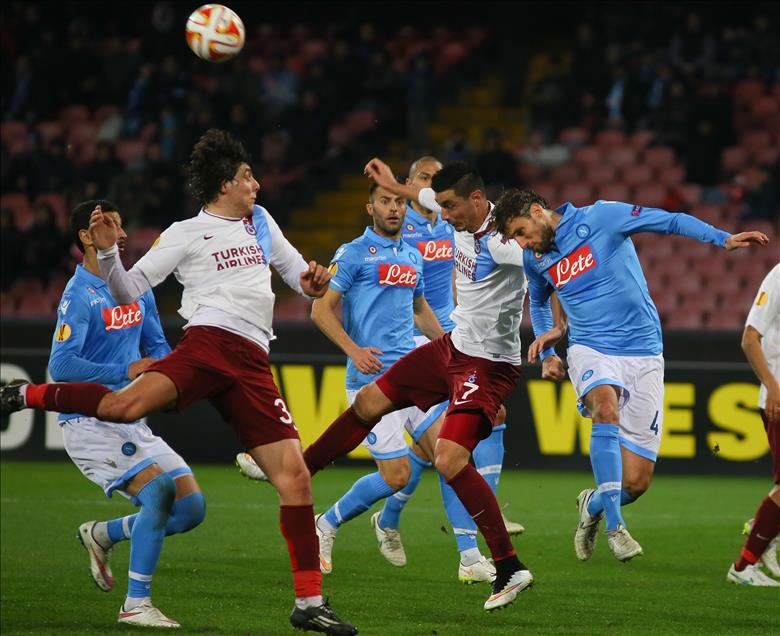 Napoli - Trabzonspor futbol maçı