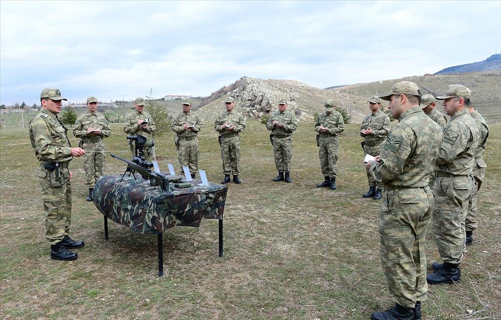 Parolaları "tek atışta imha"