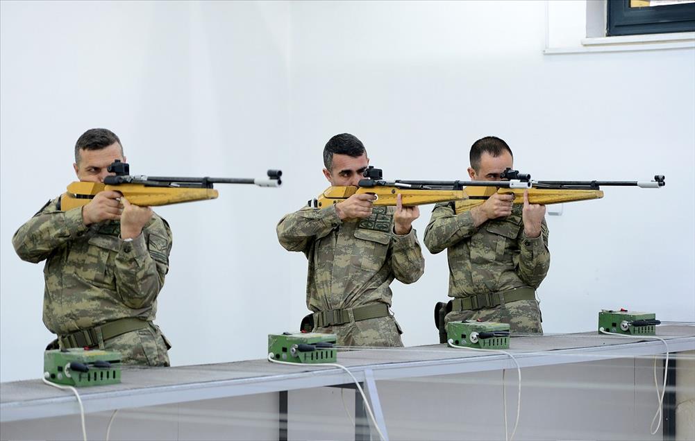 Parolaları "tek atışta imha"