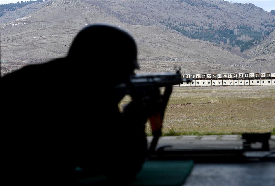 Parolaları "tek atışta imha"