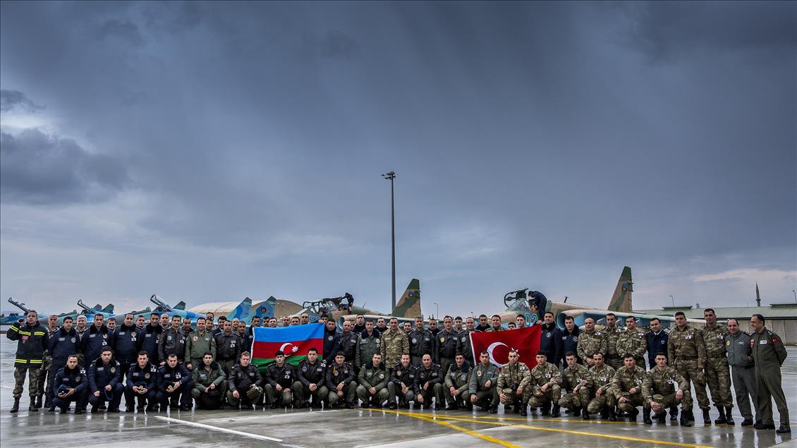 İki kardeş ülke semada buluştu