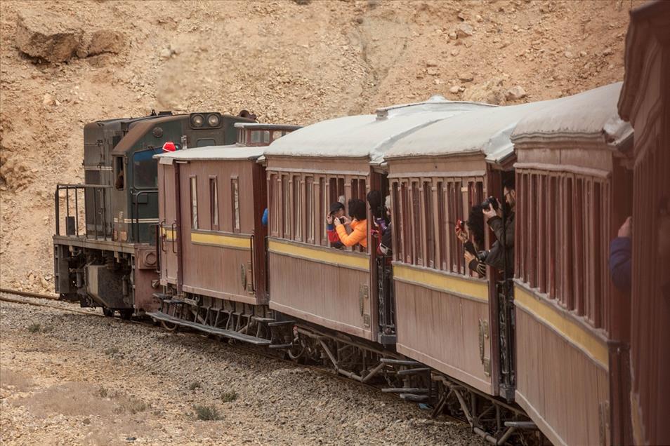Tunus'tan bir "beylik treni"