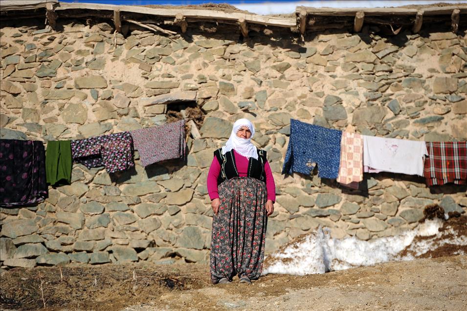 Doğu ve Güneydoğu'nun zor zanaatı kadın olmak