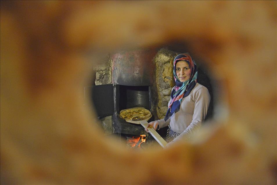 Doğu ve Güneydoğu'nun zor zanaatı kadın olmak