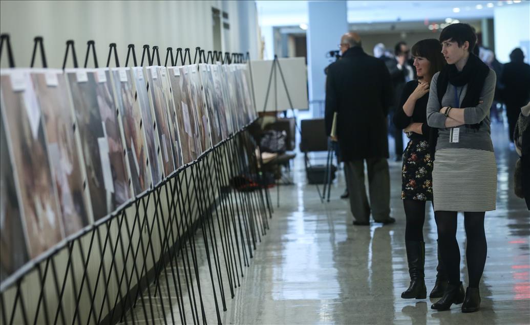UN Syria Exhibition - Graphic torture images on display in New York