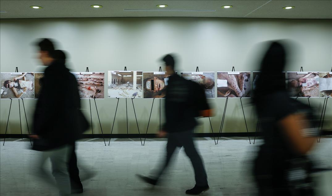 UN Syria Exhibition - Graphic torture images on display in New York