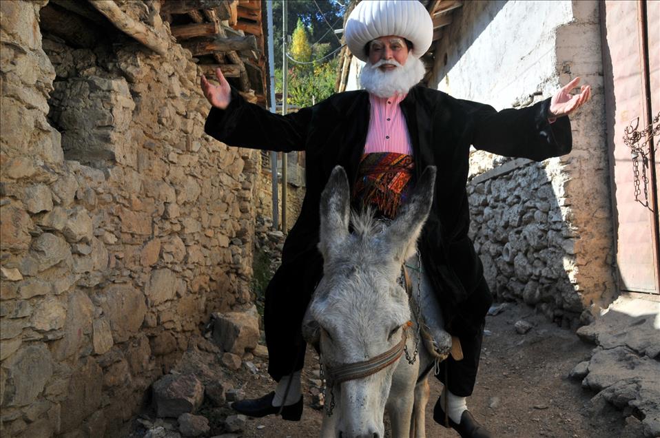 NASREDDIN HOCA FIKRALARI SARKI OLDU