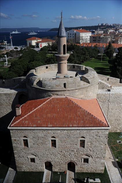 550 yıllık kaleye zaferin 100'üncü yılında restorasyon