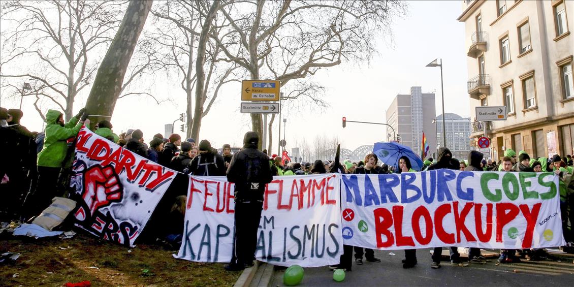ECB'nin yeni binasının açılışı - Blockupy protestosu