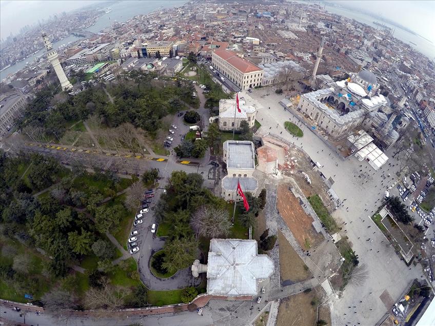 Tarihi Beyazıt Meydanı havadan görüntülendi