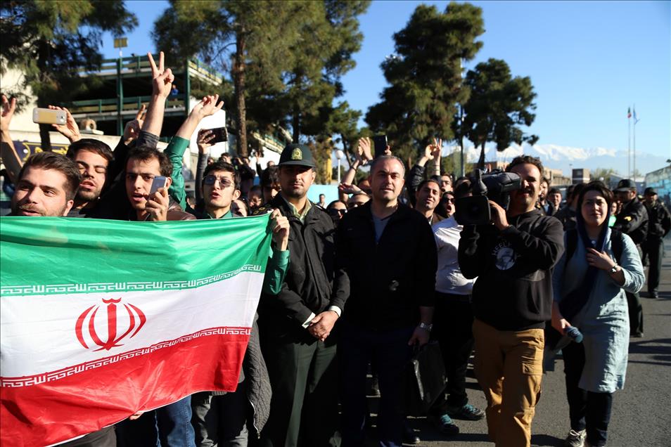 İran Nükleer müzakere heyeti Tahran'a döndü