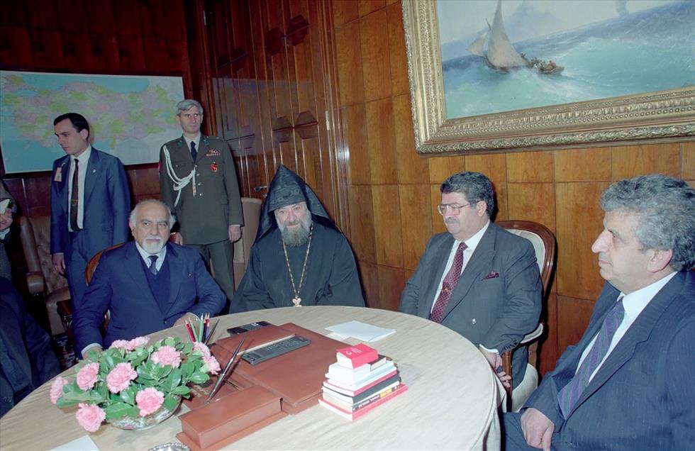 8. Cumhurbaşkanı Özal, anılıyor