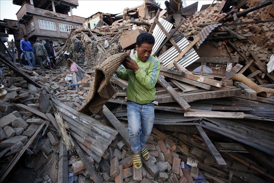 Powerful earthquake hits Nepal