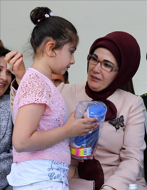 Cumhurbaşkanı Erdoğan'ın eşi Emine Erdoğan, Batman'da