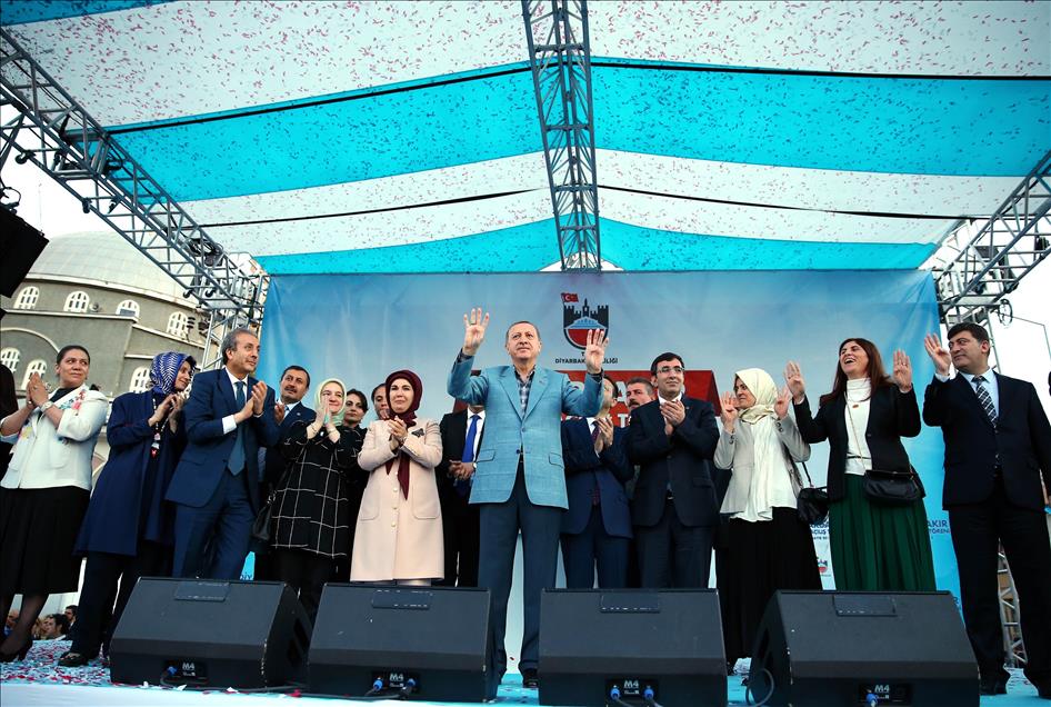 Cumhurbaşkanı Erdoğan, Diyarbakır'da