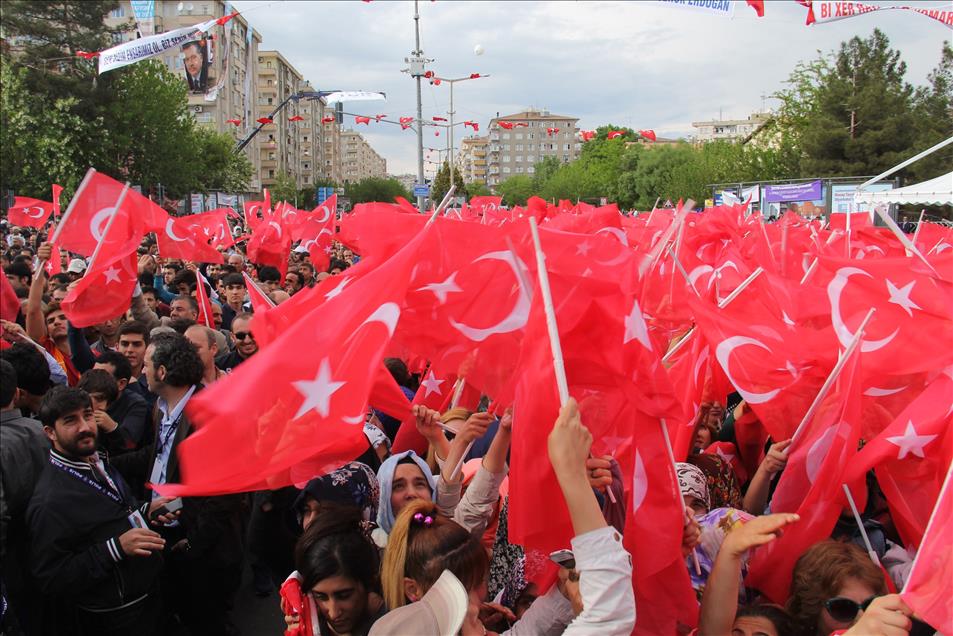 Cumhurbaşkanı Erdoğan, Diyarbakır'da