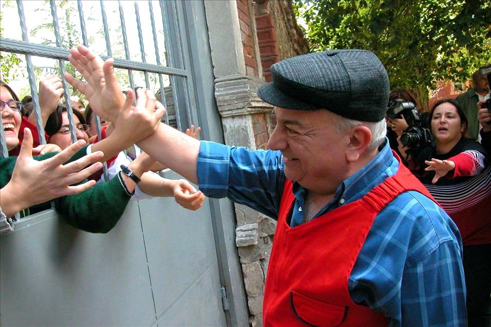 Sinema sanatçısı Zeki Alasya vefat etti