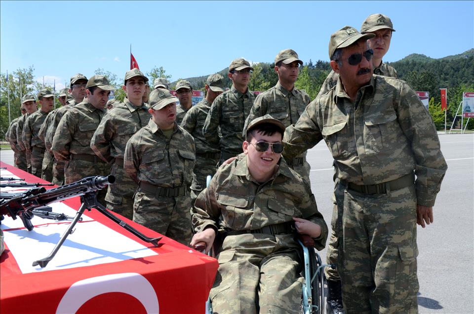 Engellilere "Temsili Askerlik Uygulaması"