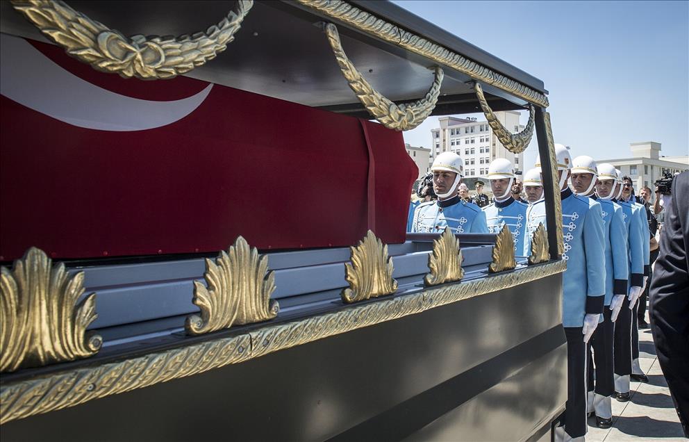 7. Cumhurbaşkanı Evren'in cenaze töreni