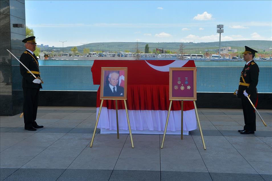 7. Cumhurbaşkanı Evren'in cenaze töreni