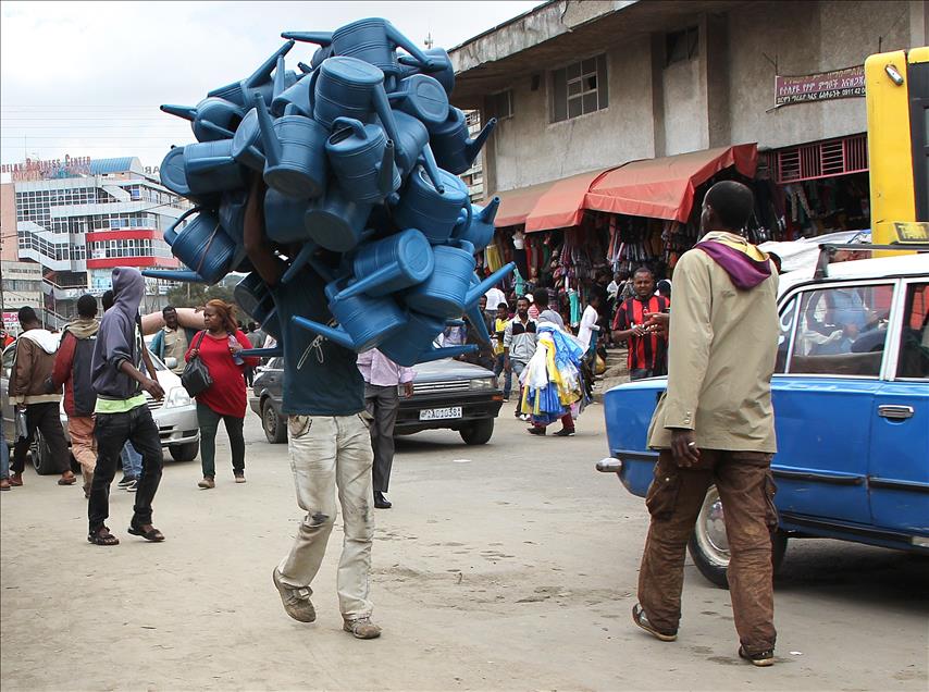 Addis Ababa'daki Mercato pazarı