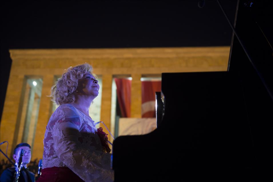 Anıtkabir'de 17 yıl sonra ilk konser