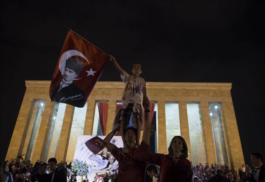 Anıtkabir'de 17 yıl sonra ilk konser