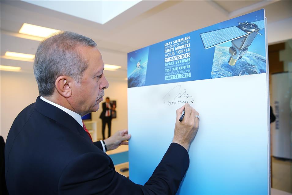 Türkiye'nin ilk uydu merkezi açıldı