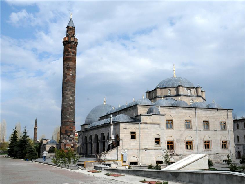 Kars Avrupalı turistleri bekliyor