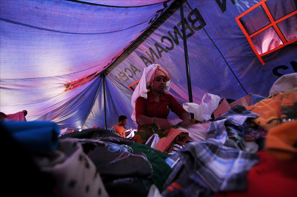 Rohingyalı Müslümanlar kamplarda