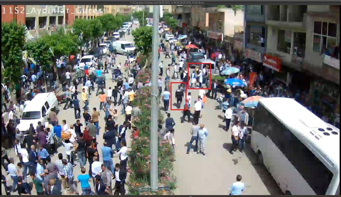 Siirt'te AK Parti'lilere yapılan saldırı kameralara yansıdı