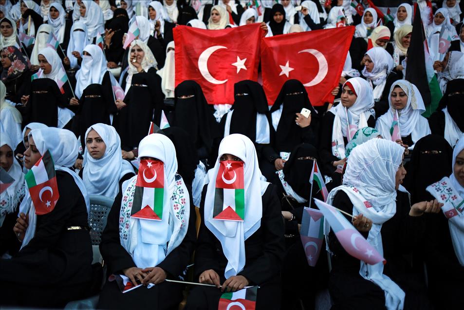 Gazze'de toplu nikah töreni
