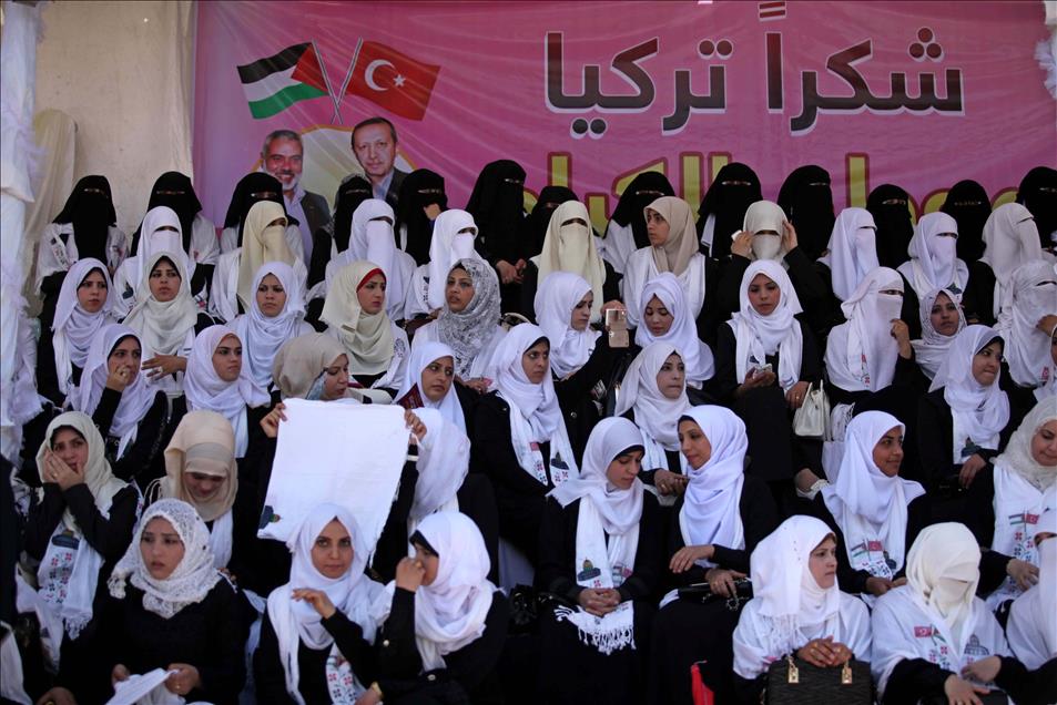 Gazze'de toplu nikah töreni
