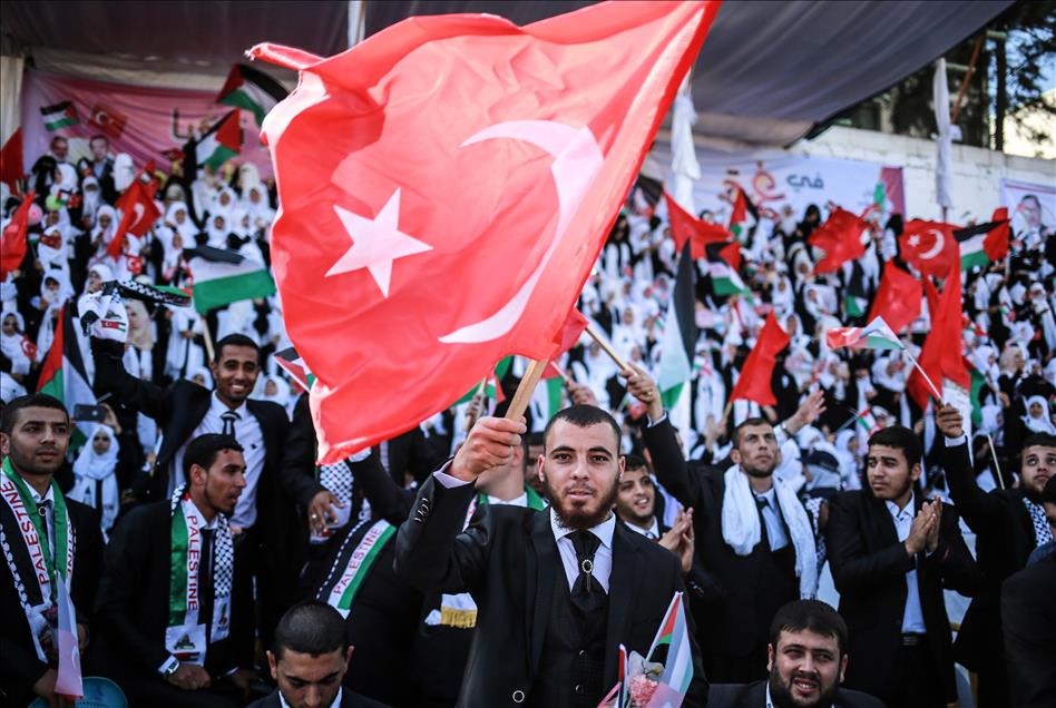 Gazze'de toplu nikah töreni