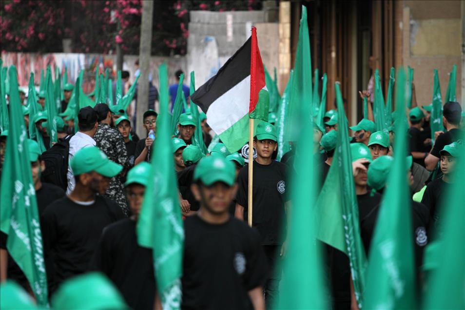 Palestinian boy scout stage a rally in Gaza