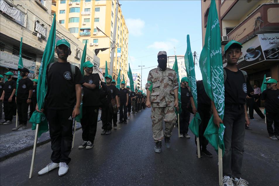 Palestinian boy scout stage a rally in Gaza
