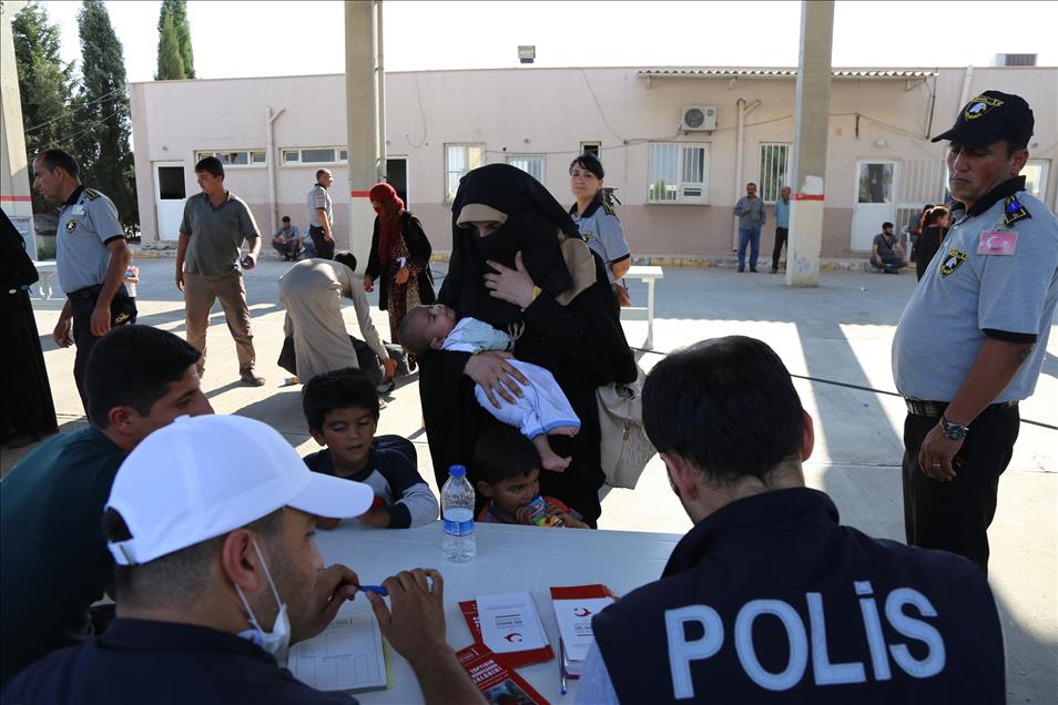 Türkiye'ye sığınan Suriyeliler