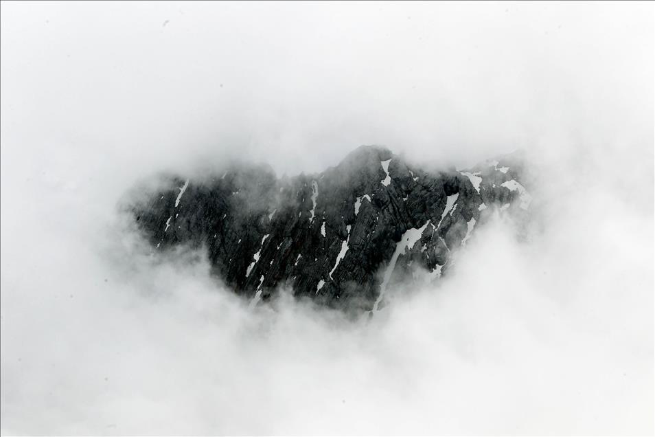 Almanya'nın en yüksek dağı Zugspitze