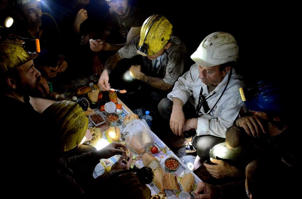 Zonguldak'ta maden ocağında sahur