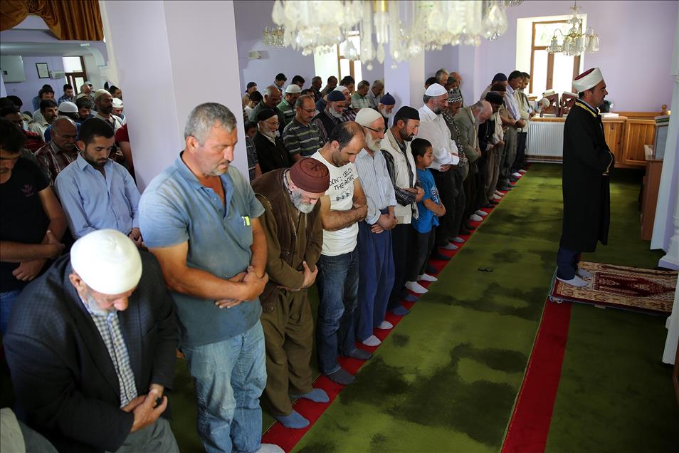 Ramazan'ın ilk cuma namazı