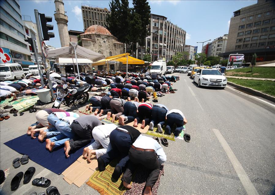 Ramazan ayının ilk Cuma namazı