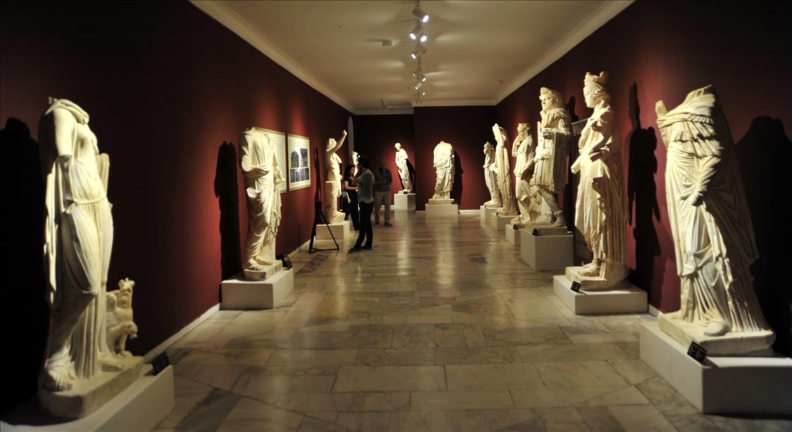 Perge'de son 3 yılda 13 heykel bulundu